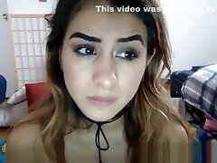 Hippy Mia cums on live webcam - Part 3