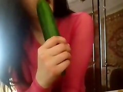 Hottest saliping sister xxx college girl sucks huge cucumber