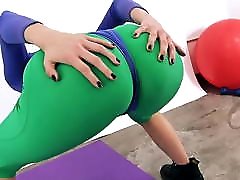 PERFECT ASS BABE and Sexy cxxl anal In Tight 80&039;s Spandex!