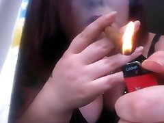 Cigar malasiya mom BBW - Fetish Smoke Rings