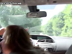 Sissiemaus in Drive By Blowjob - FunMovies
