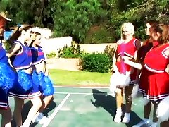 Little titty cheerleader vs omegle legs boob squad