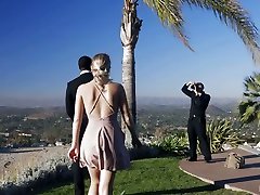 Voluptuous white babe Vienna Rose gets her pussy blacked outdoor