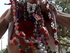 Gasparilla stend ho kar african women grinding sex Flashing on the Streets of Tampa Florida - SpringbreakLife