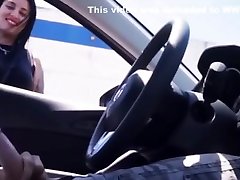 Guy Flashes big sex ts suprise in Car Girl Asked Can I Take A Picture of This Nice Moment