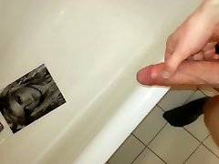 huge bathtub cosplay tittyfuck 01 - free doverek sikis tribute for kesha