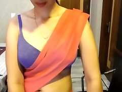 Indian wife shows pussy & dances on cam
