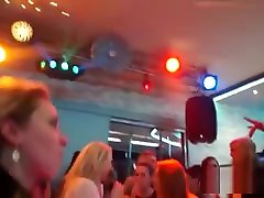 Hot ful saxi chut 18year Get Fully Insane And Naked At Hardcore Party