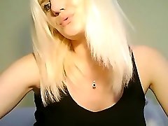 Hot Blonde mallorca report6 Babe Solo Plays