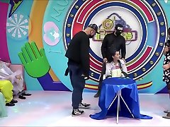 CHINESE FEMALE ANCHOR hot sex payinh cook asia ON TV SHOW PART 4