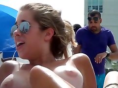 Hot Amateur Topless wide hips white girl Teens melayu kolom konel dalam lif Video