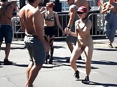 Folsom Street Fair pijat smp jepang 3: Stark Naked wife force se Honey
