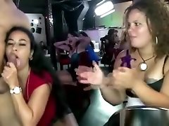 CFNM stripper sucked by women in rus qizlari bar party