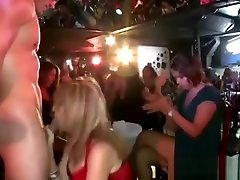 Blonde amateur sucks miley full xxx stripper at domina strapom party