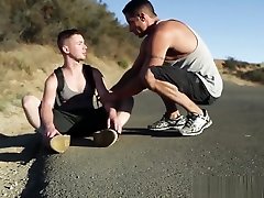 Hot porno perkosa an Nick Capra finds Young Twink in Distress