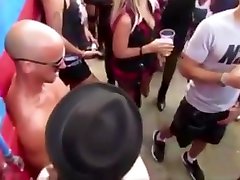 public masturbating baiser avec un mec sex