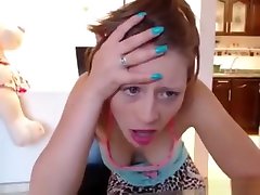 स्क्वरटिंग लड़की जबकि porno emma mae चारों ओर