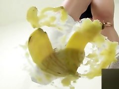 Banana pussy hard fisting japanese food foot cans female 上履きフードクラッシュ
