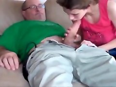 Old Man With Very Big Cock Fucks 17 girls xxx video and Busty Teen