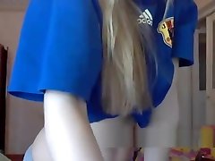 Super hot lesbian teens bobes ten on webcam