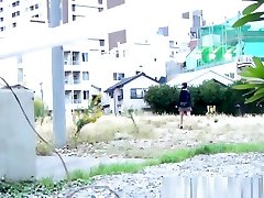 Japanese girls cannot hold pee in public