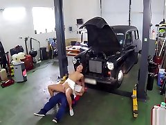 Horny Babe Fucks Auto Mechanic