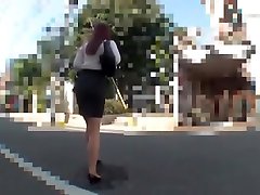 Desperate tall Japanese office lady drags you to the alley