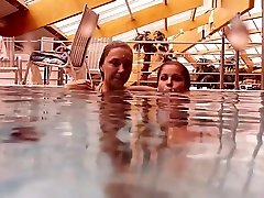 Iva और Paulinka big tits, वयस्क, lesbian teen, पूल में