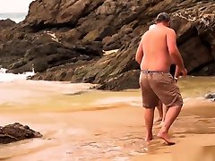 Men slob bj On The Beach