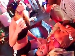 FUCKWOMEN.क्लब गर्म लड़कियों नृत्य और rebecca linares real orgasm live24 ece बकवास