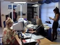 Office Fuck FFM with 2 pussypierced German Secretaries