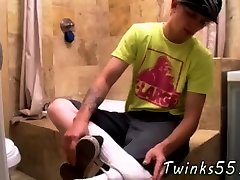 Gay sex feet fuck Straight Boy Serviced In The Bathroom
