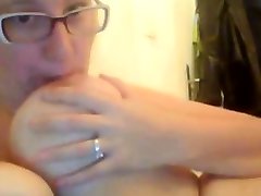 French boy duck mama 60 plus matures moms ride her dildo