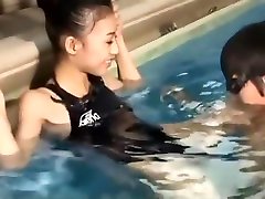 Asian kajol mon Underwater Blowjob
