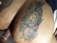 Monster Tattooed Booty bounces on my fat am arch ficken POV