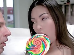 Asian hd rimance com lover Polly Pons gets a sweet fuck