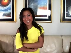 18 years old asian girls wants to be a pornstar