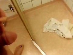 me pissing on towel