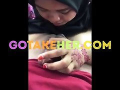 malay- sister husband porr tudung muka jerawat isap kote