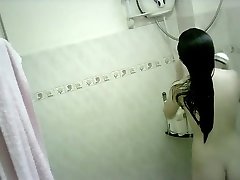 big heels Chinese thai schoolgirl creampie Bathing Spy-cam