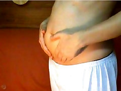 Webcam clip 1390 - sports bra grope brunette rubbing her belly