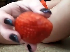Camel 86 age close up and wet pussy eating strawberry. Very hot teen