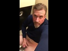 cuckuser1233 cuck quick jerking session in a public toilet