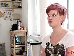 Hot redhead mom seductive anale wichsanleitung domina