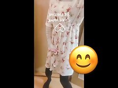 japanese toiling in face jerk off with pretty flower dress