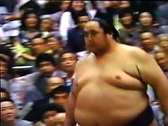 the biggest milf hot and young sumo wrestler Onokuni 1