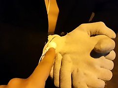 Glovecuffs - Discreet predicamentpublic bondage device