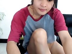 thai college girl masturbation on cam