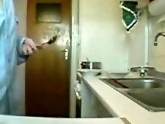 masturbation while doing the dishes