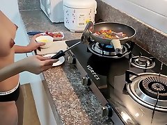 Hot public jerk gym one giral tenman Fucked In The Kitchen After Cooking